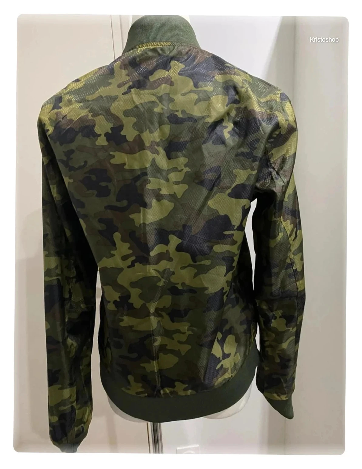 Chaqueta 2-en-1 Lee Cooper Reversible negra y camuflaje Fullzip Crewneck Talla XS – photo 5